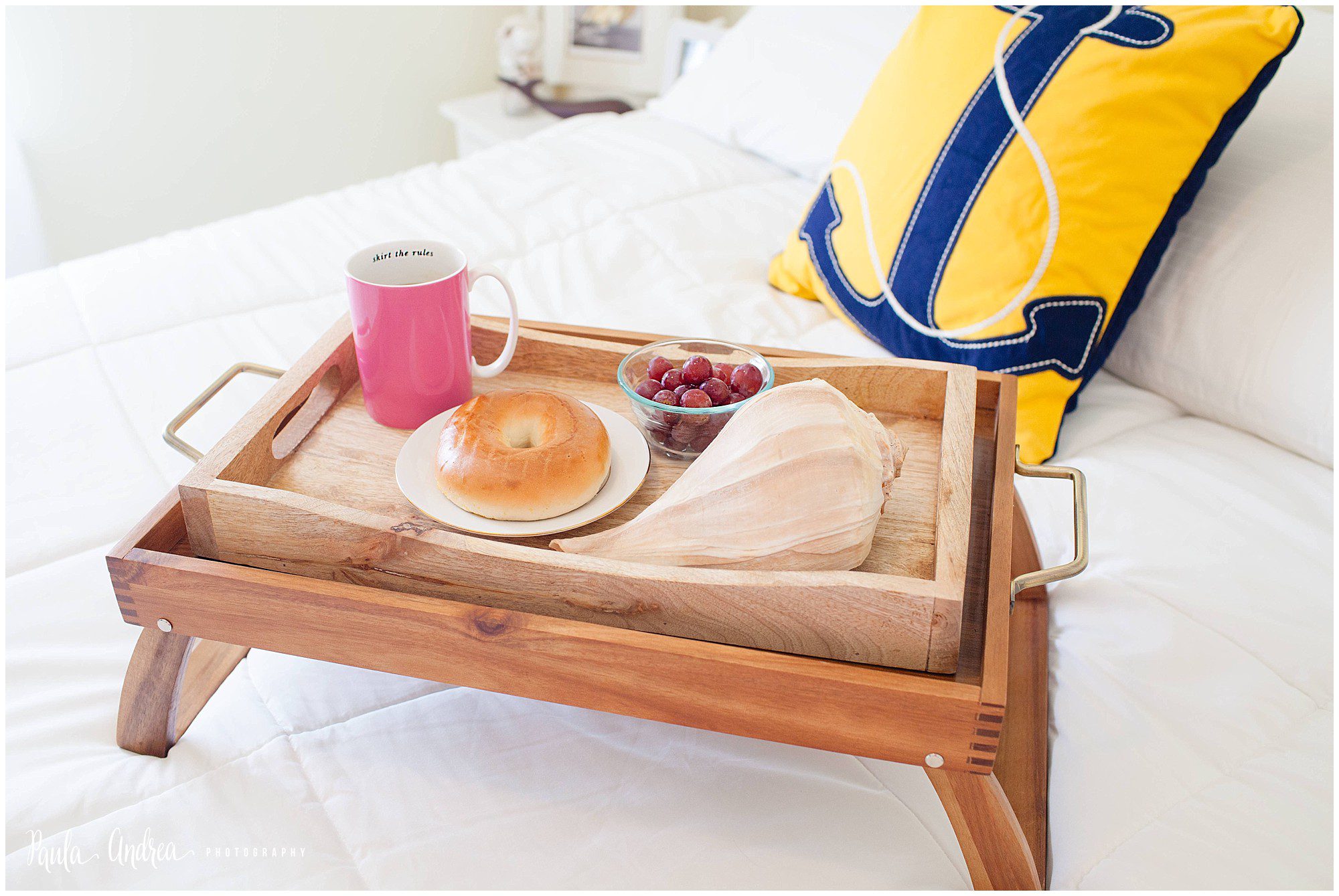 bed and breakfast nautical, breakfast tray, breakfast in bed
