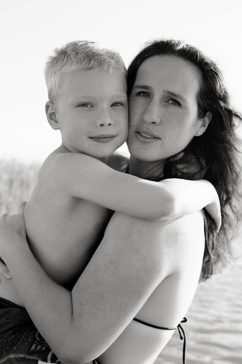 fine art portrait of mom with her kids, black and white portrait of mom and her son, mom and son portrait, mom and son in wrightsville beach